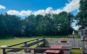 Postwood Gardens Country Cabins